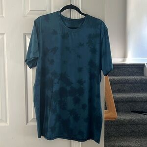Lululemon like new diamond dye navy tee